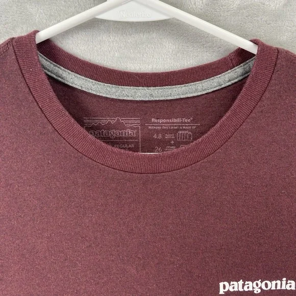 Patagonia T-Shirt mens Medium P-6 Graphic Logo Responsibili-Tee Short Sleeve Red - Picture 5 of 10